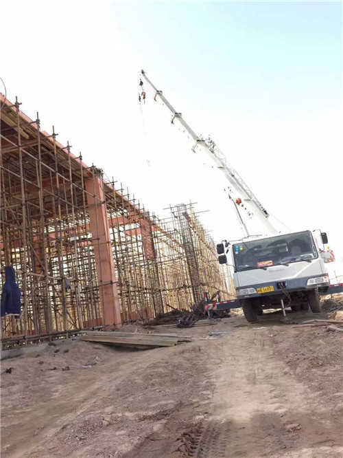 五华县吊车作业的安全注意事项有哪些？