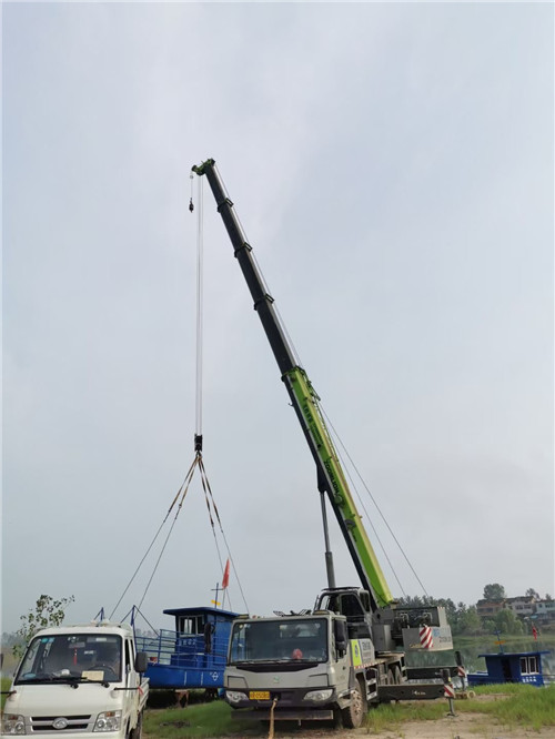 五华县桥梁建设吊装案例